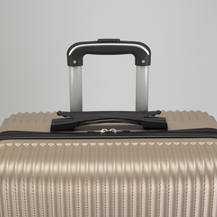 Чемодан большой "Полосы" 28", отдел на молнии, кодовый замок, 4 колеса, цвет бежевый