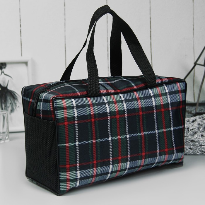 Косметичка-сумочка "Шотландка", отдел на молнии, ручки, цвет зелёный/красный