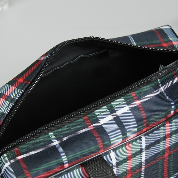 Косметичка-сумочка "Шотландка", отдел на молнии, ручки, цвет зелёный/красный