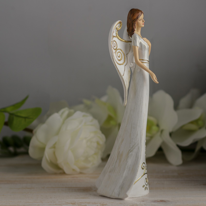 Сувенир полистоун "Ангел-девушка в белом платье с узорами" 25х9,5х8 см