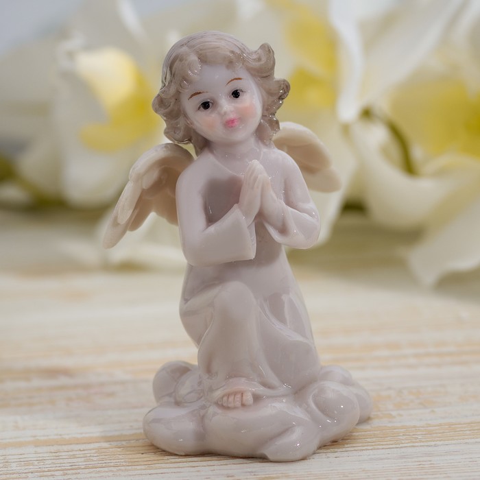 Сувенир полистоун лак "Ангел на облачке - молитва" 11,5х8х6,5 см