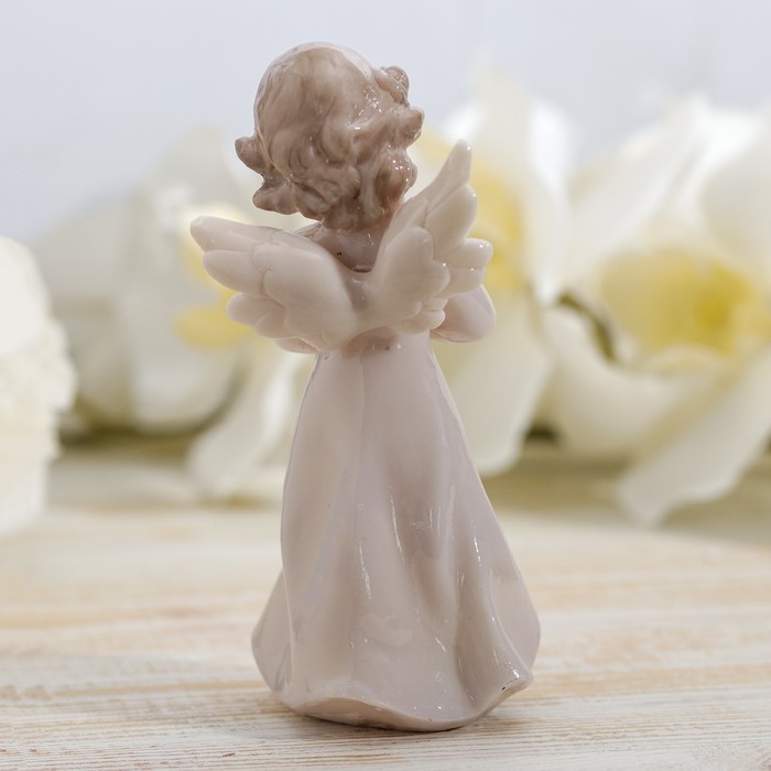 Сувенир полистоун лак "Ангел - руки к сердцу" 14,5х6,5х6,5 см