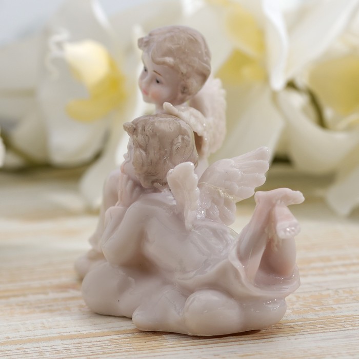 Сувенир полистоун лак "Ангелочки на облачке" 11х14,5х6,5 см