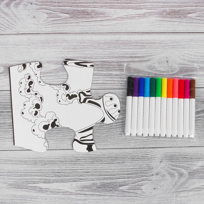 Раскраска-пазл 24 детали "Динозавры" 12 фломастеров, размер собранного 64 на 90 см