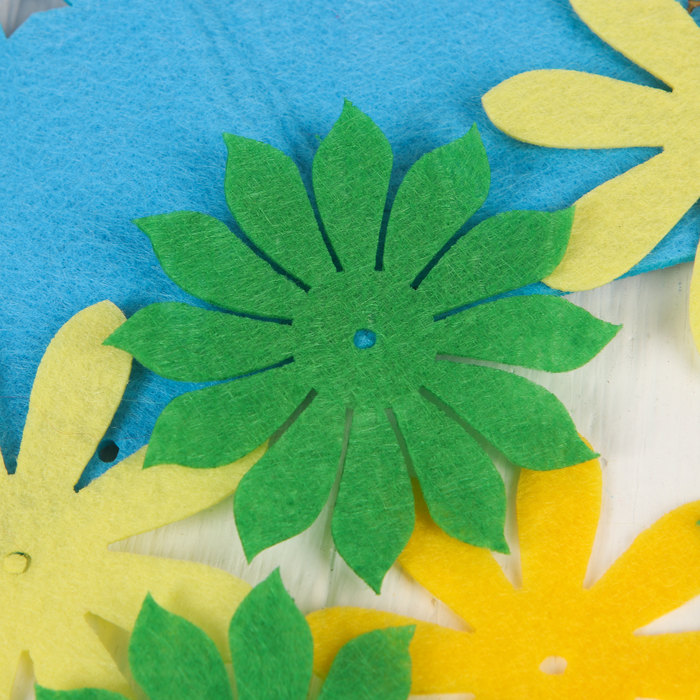 Набор для создания букета в горшочке из фетра "Первые цветы" с иглой, меховые палочки