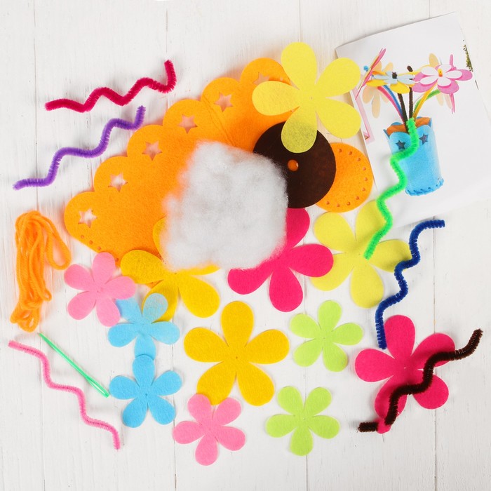 Набор для создания букета в горшочке из фетра "Лучший подарок" с иглой, меховые палочки