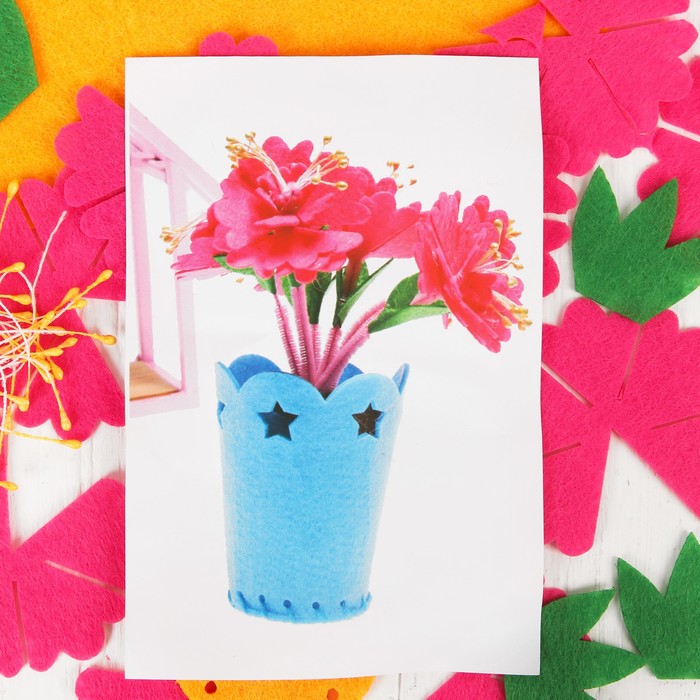 Набор для создания букета в горшочке из фетра "Розовое чудо" с иглой, меховые палочки