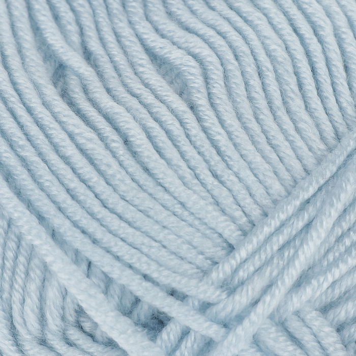 Пряжа "Everyday bebe lux" 100% премиум акрил 250м/100гр (70422 св. голубой)