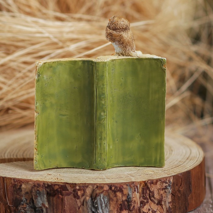 Сувенир полистоун "Филин и старинная тетрадь"