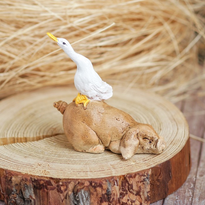 Сувенир полистоун "Поросёнок и гусь"