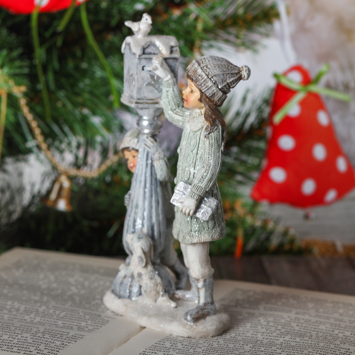 Сувенир полистоун "Новогодняя почта. Детишки" 15,5х9,5х5 см