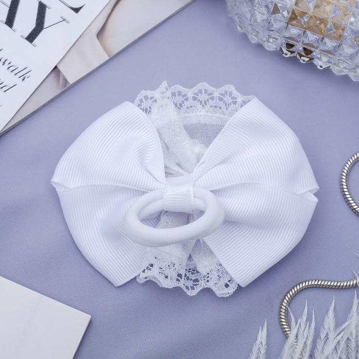 Резинка для волос бант "Школьница" 9 см, роза, страз, жемчужины, белый