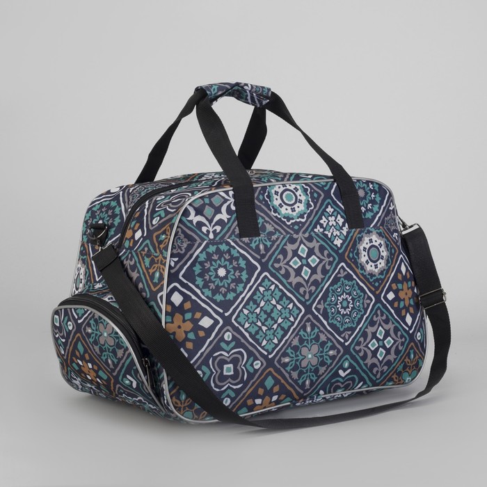 Сумка дорожная, 1 отдел, 2 наружных кармана, длинный ремень, принт зелёный/заплатки