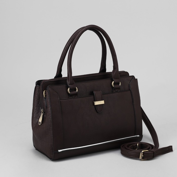 Сумка женская, 3 отдела на молниях, 2 наружных кармана, длинный ремень, цвет кофе