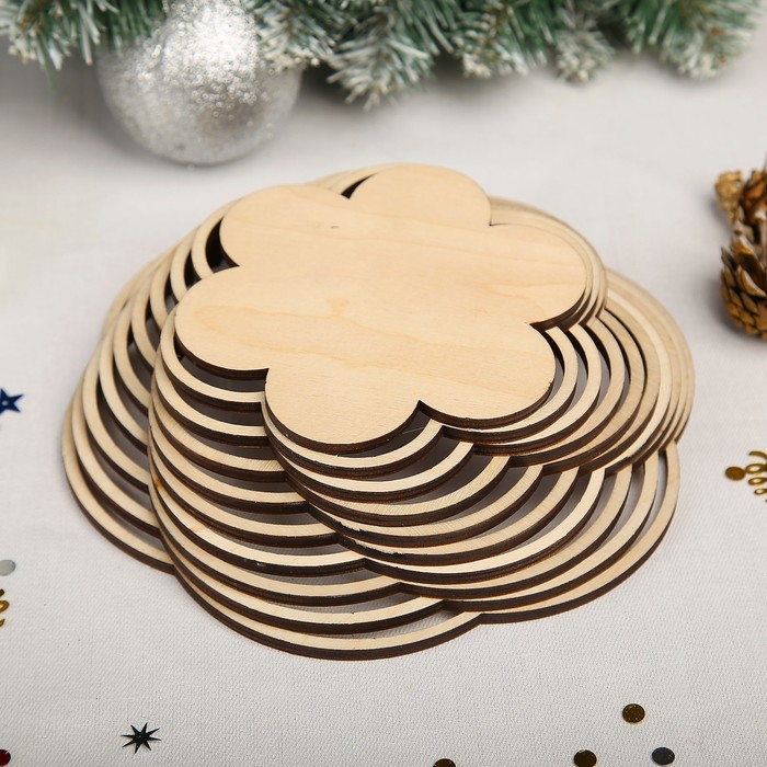 Сухарница «Хрюши под ёлкой», 19,5×19,5×4 см