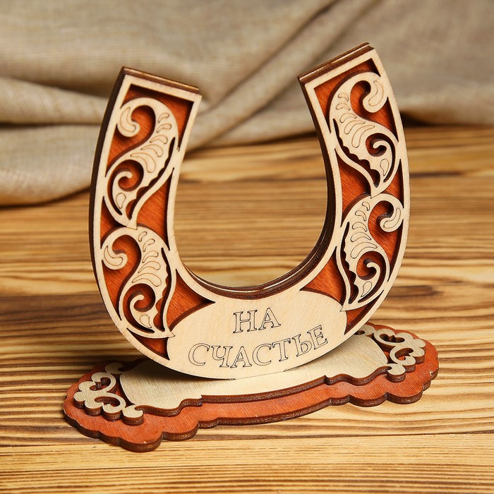 Подкова «Любимой маме/на счастье», с узором, настольная, двусторонняя, красная, 5×12×10 см