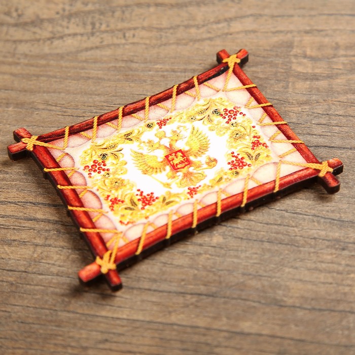 Магнит «Герб России с хохломской росписью», кожа в бамбуке, белый фон, 8,2×6,5 см