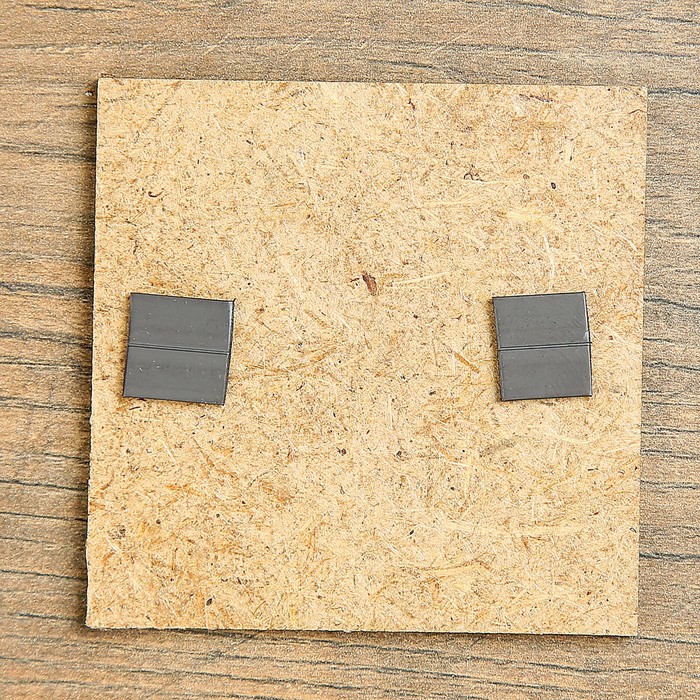 Магнит - картина «Герб России с хохломской росписью», красный фон, 6,8×6,8 см