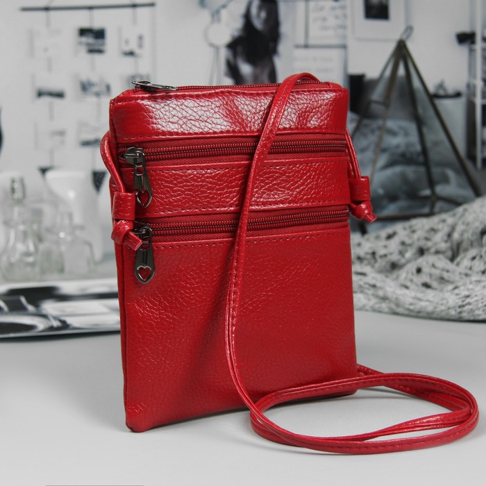Сумка женская, отдел на молнии, 2 наружных кармана, длинный ремень, цвет красный