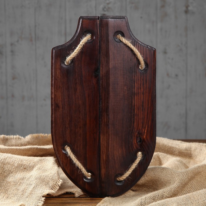 Деревянный щит, массив сосны, 35 х 20 см