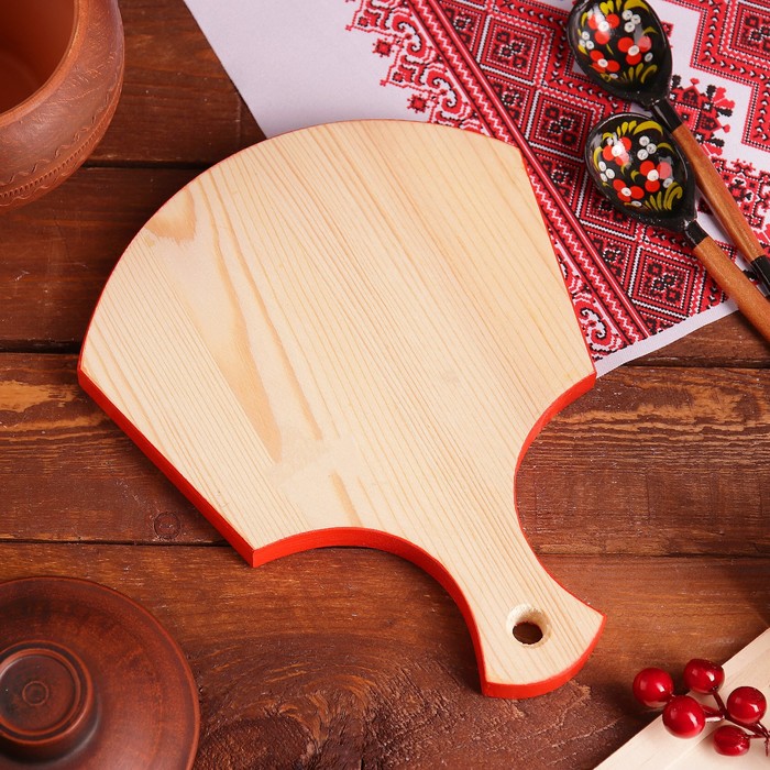 Доска разделочная, 18×23×0,8 см, шенкурская роспись, красная