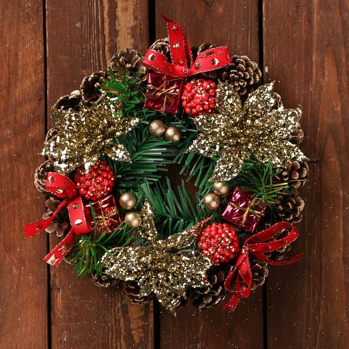 Венок новогодний d-19 см "Подарочек" с золотыми цветами