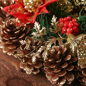 

Венок новогодний d-29 см "Шишки" золотисто-красные цветы