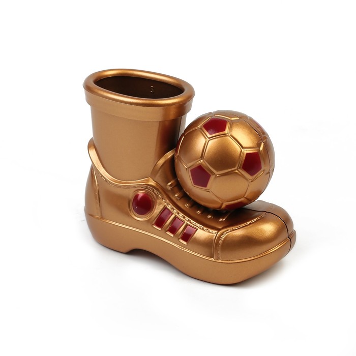 Подставка д/пишущих принад Ботинок с мячом пластик золотой