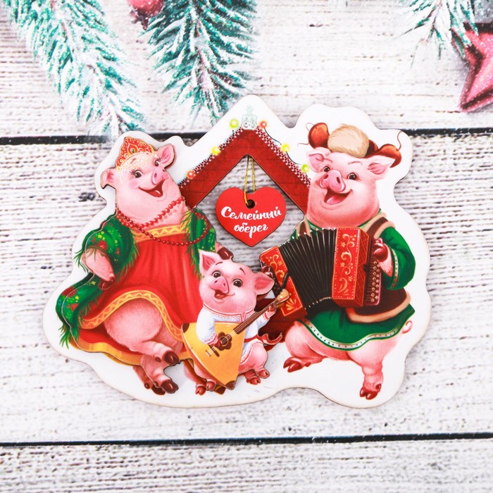 Магнит деревянный "Семейный оберег"