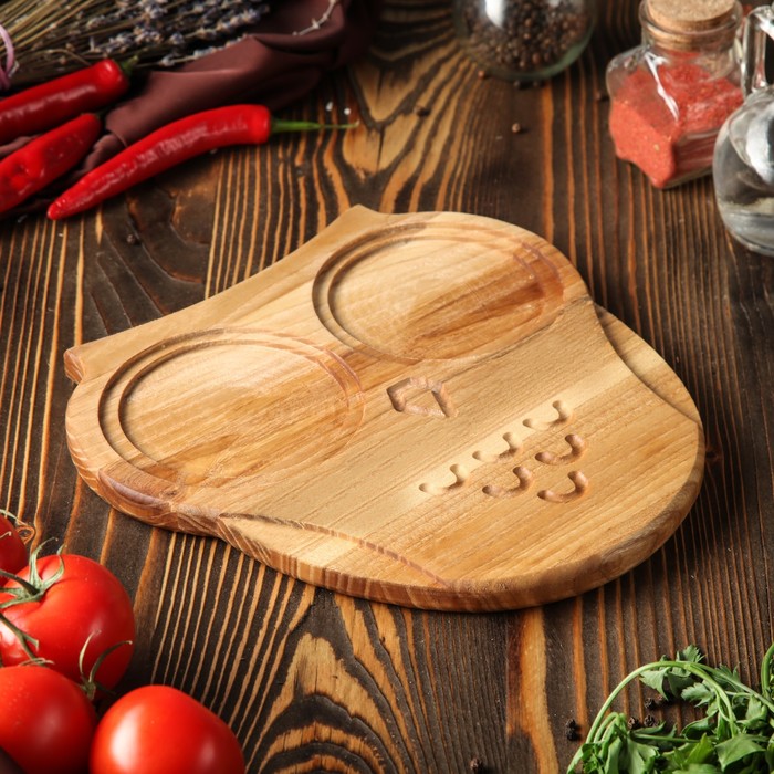 Доска для нарезки и подачи "Совушка", массив ясеня, 25х25 см
