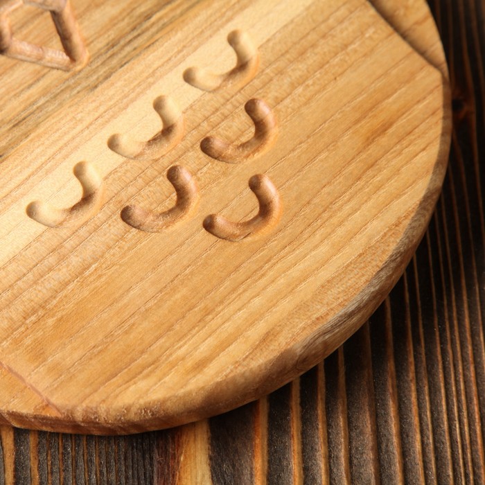 Доска для нарезки и подачи "Совушка", массив ясеня, 25х25 см
