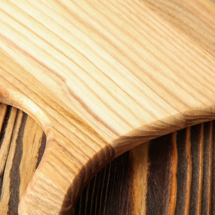 Доска для нарезки и подачи "Лиса", массив ясеня, 30х22 см