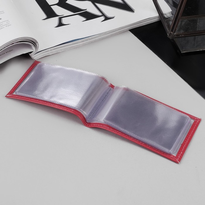 Визитница горизонтальная, 1 ряд, 18 листов, ящерица, цвет фуксия