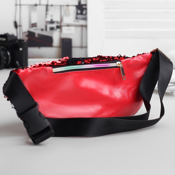 Сумка на пояс, отдел на молнии, наружный карман, цвет красный