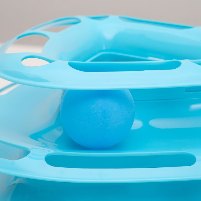 Игровой комплекс для кошек трехуровневый с шариками