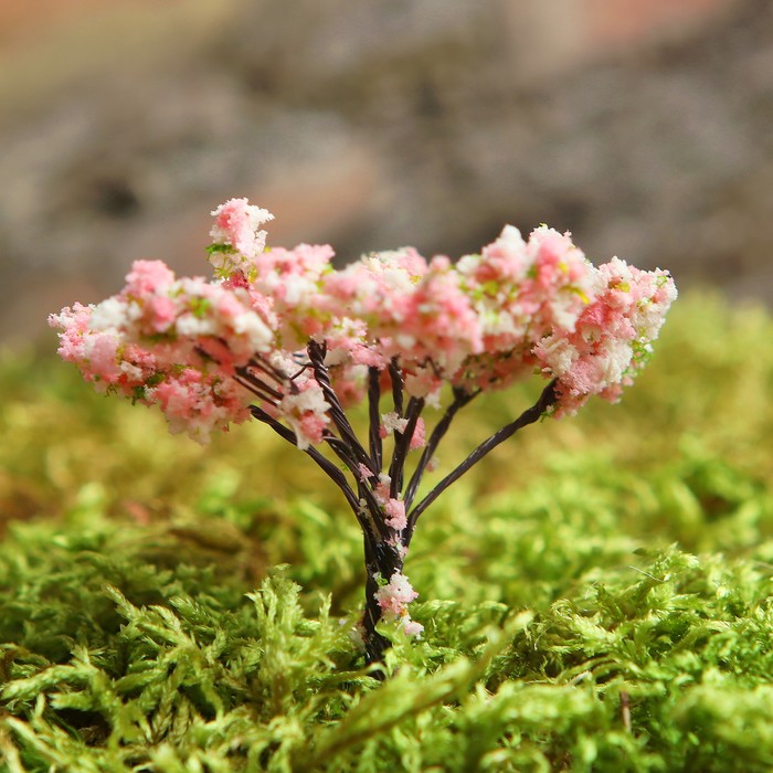 Миниатюра кукольная, набор 4 шт "Дерево" размер 1 шт 2*2*6,5 см, цвет розово-белый с зеленым   35806