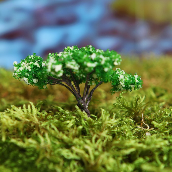 Миниатюра кукольная, набор 2 шт "Дерево" размер 1 шт 2*2*6,5 см, цвет зеленый с белым