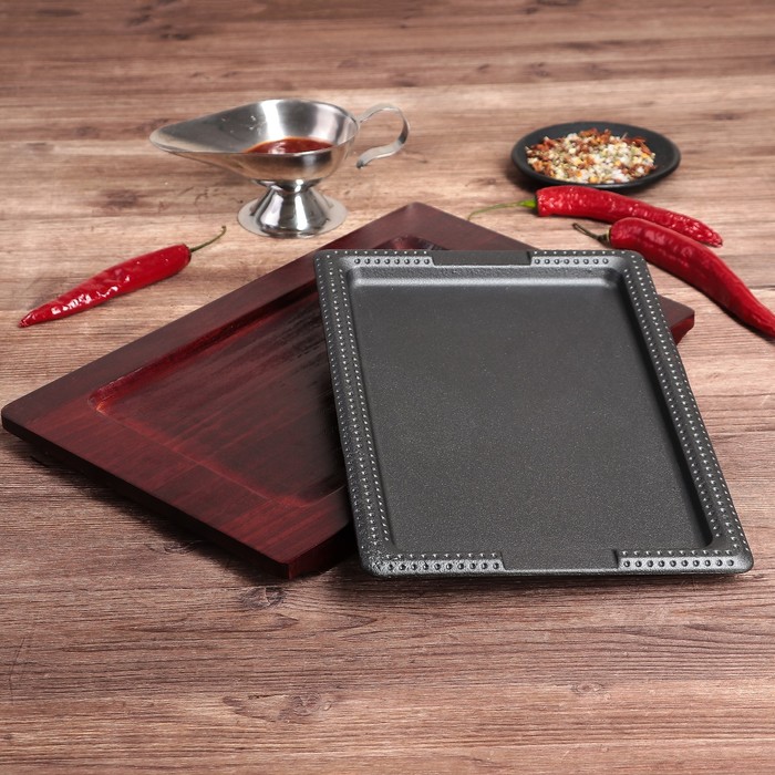 Сковорода 27х18х2 см "Прямоугольник. Змейка", на деревянной подставке