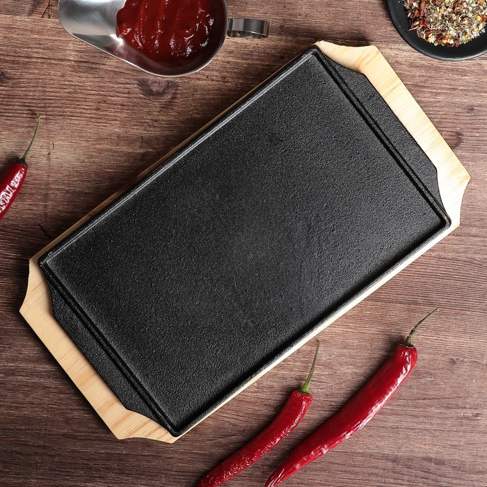 Сковорода 35х19х3 см "Прямоугольник", на деревянной подставке, с ручками