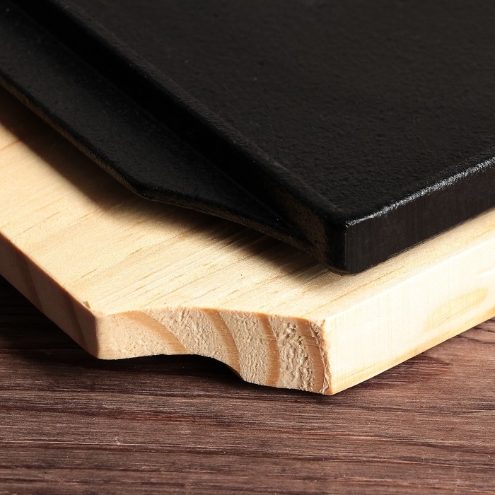 Сковорода 35х19х3 см "Прямоугольник", на деревянной подставке, с ручками