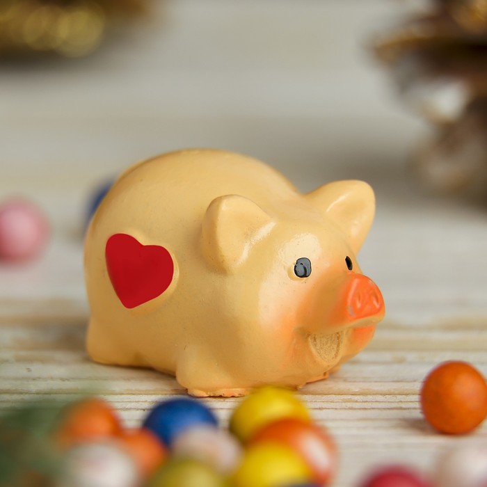 Сувенир полистоун "Хрюшка толстячок" МИКС 2х3,5х2,2 см