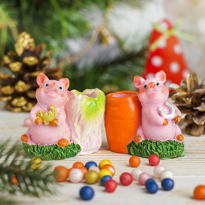 Сувенир полистоун "Хрюшка-подставка под зубочистки" МИКС 5х5х3 см