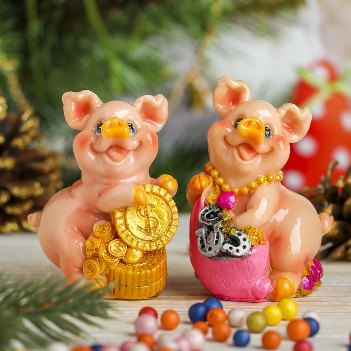 Сувенир полистоун "Хрюшка с драгоценностями" МИКС 8х6х4,3 см