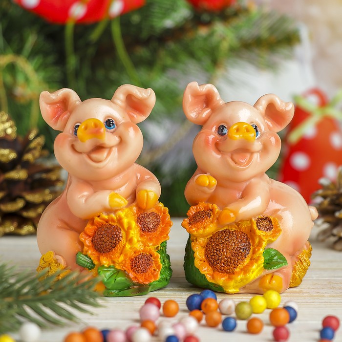 Копилка полистоун "Хрюшка с подсолнухами" МИКС 9х6х6 см