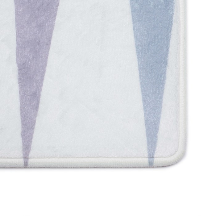 Коврик для ванной "Треугольный рисунок"