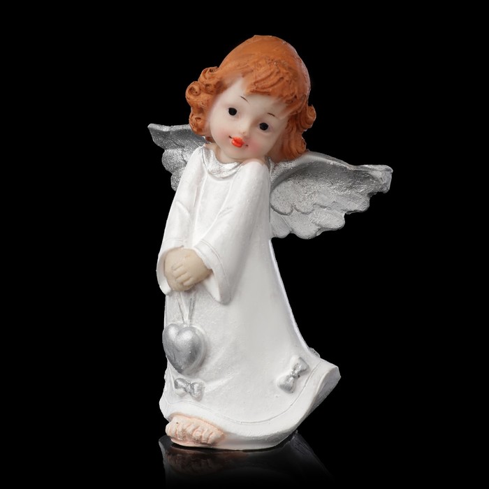 Сувенир полистоун "Ангелочек с серебристыми крыльями с сердцем" МИКС 13х9,5х7 см