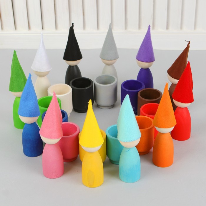 Сортер "Гномики большие в колпачках в стаканчиках", 12 шт.