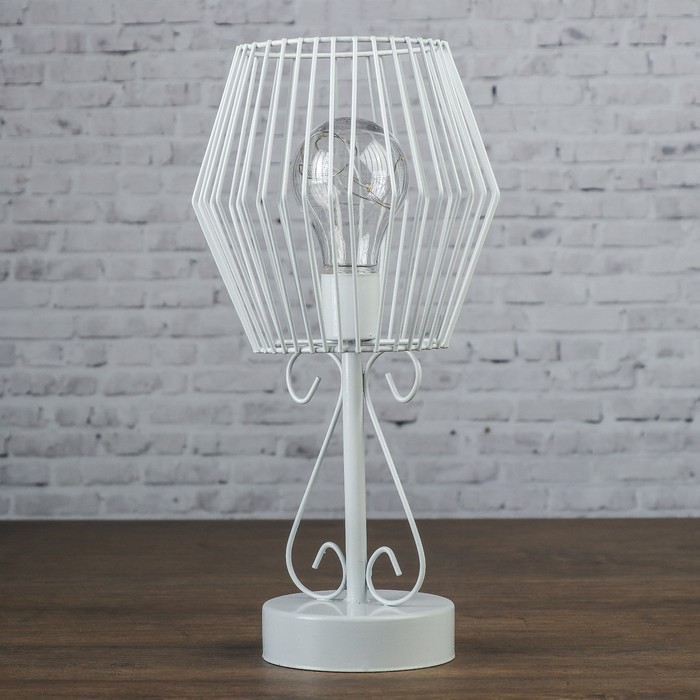 Лампа настольная лофт "Вивьен" белая 3ААА 15х15х30 см