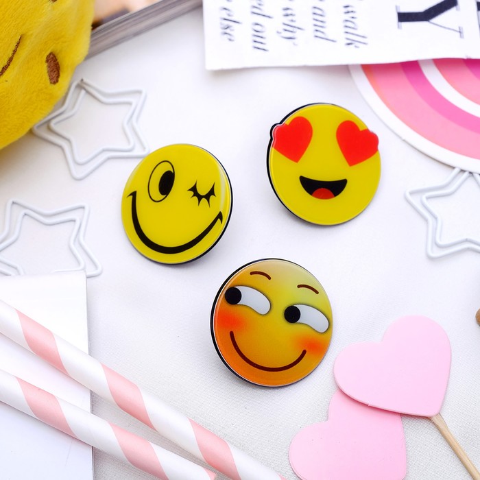Набор значков "Смайлы" милые, форма МИКС, цветные