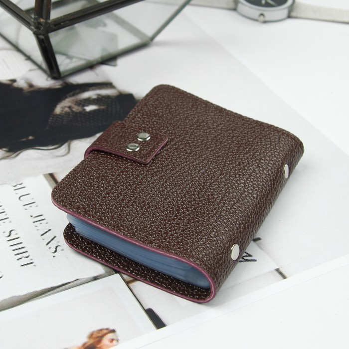 Визитница, 24 кардхолдера, на кнопке, цвет кофе